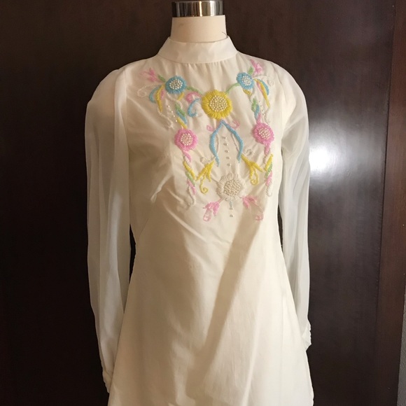 Vintage 60s  mod beaded mini dress. Small - Picture 5 of 8